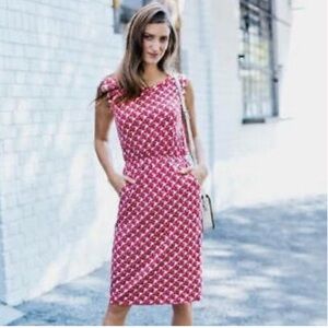 Boden BlackBerry Red Camellia Swan Print Dress